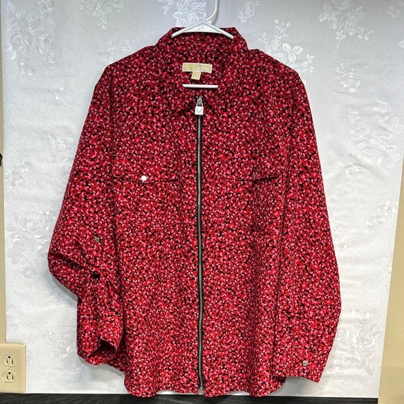 MICHAEL Michael Kors Tops - MICHAEL Michael Kors Red Pink Patterned long rollup sleeves full zip up shirt